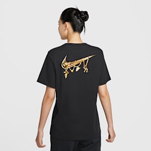 Nike Sportswear Women's Loose Short-Sleeve Graphic T-Shirt. Nike ID